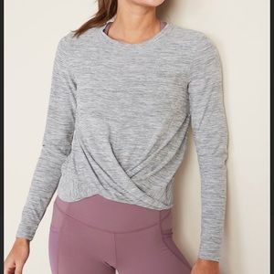 Old navy breathe on twist hem top